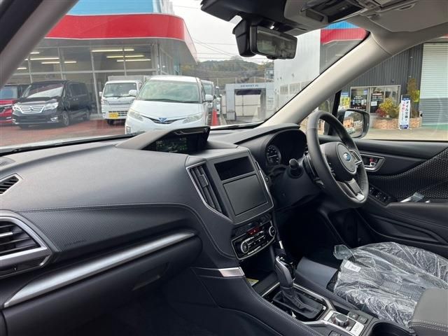 SUBARU FORESTER 2024