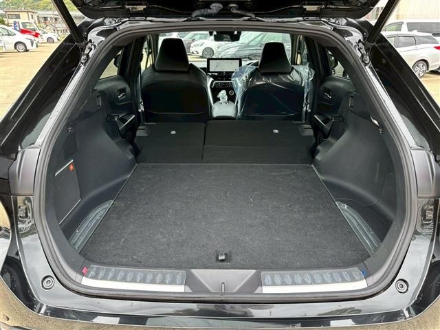 TOYOTA HARRIER HYBRID 2023