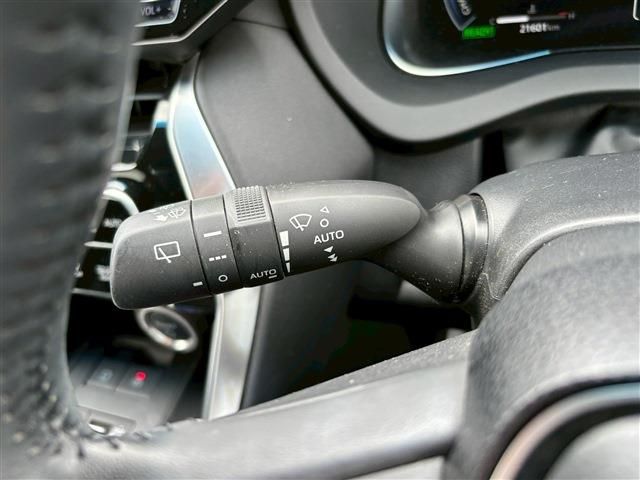 TOYOTA HARRIER HYBRID 2023