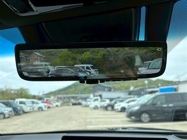 TOYOTA HARRIER HYBRID 2023