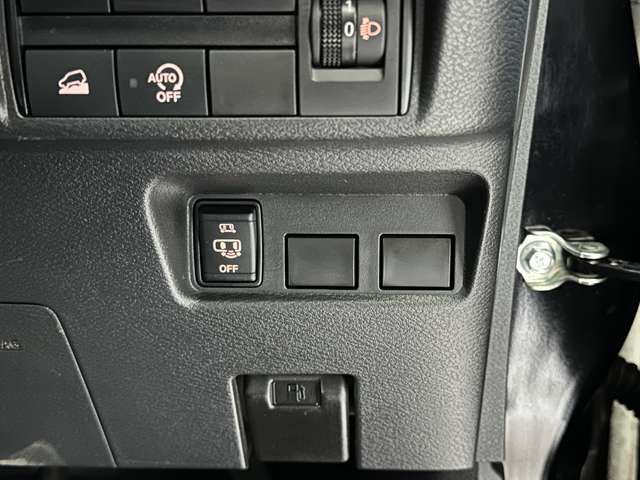 MITSUBISHI ek X SPACE 2020