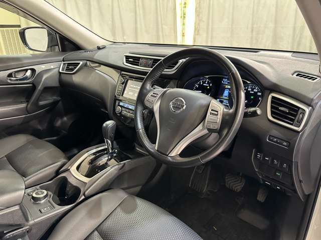 NISSAN X-TRAIL HYBRID 2WD 2016