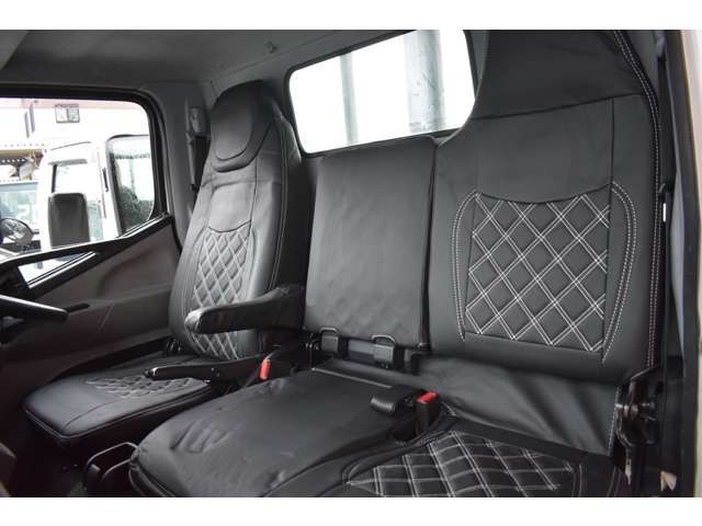 MITSUBISHI CANTER 2018