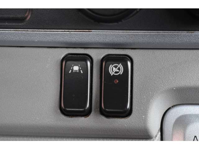 MITSUBISHI CANTER 2018