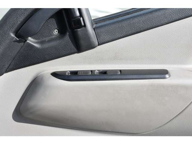 MITSUBISHI CANTER 2018