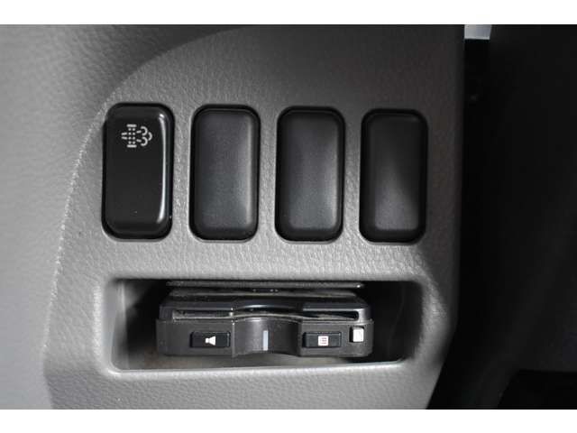 MITSUBISHI CANTER 2018