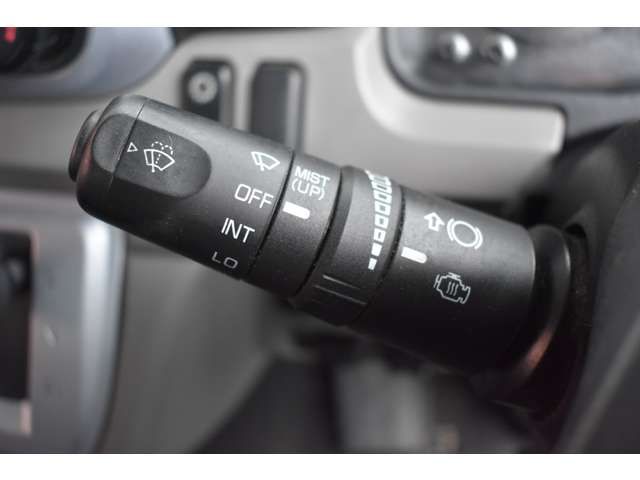 MITSUBISHI CANTER 2018