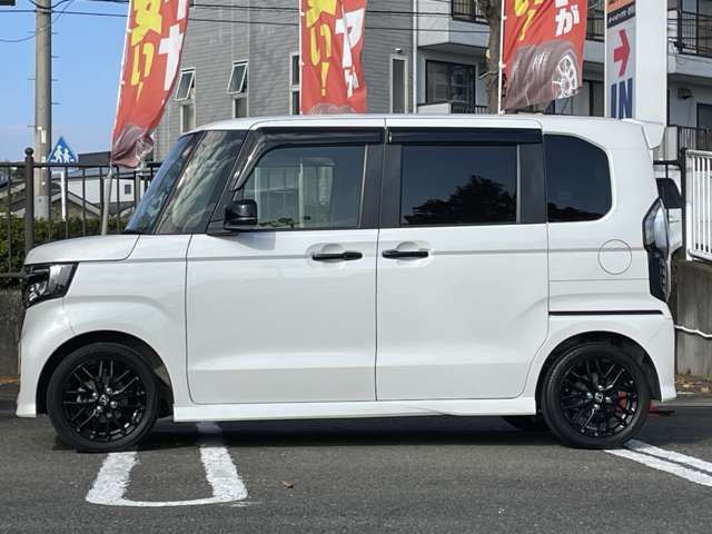 HONDA N BOX CUSTOM 2022