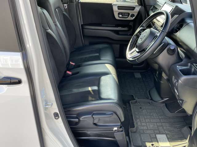 HONDA N BOX CUSTOM 2022