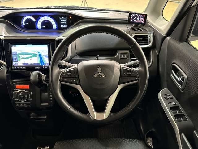 MITSUBISHI DELICA D:2 CUSTOM 2WD 2015