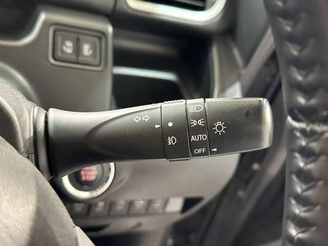 MITSUBISHI DELICA D:2 CUSTOM 2WD 2015