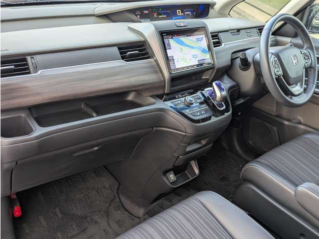 HONDA FREED plus HYBRID 4WD 2018