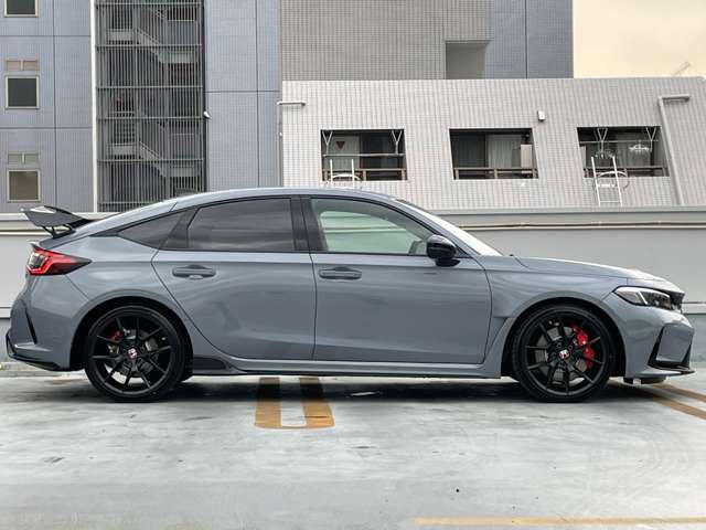 HONDA CIVIC hatchback 2025
