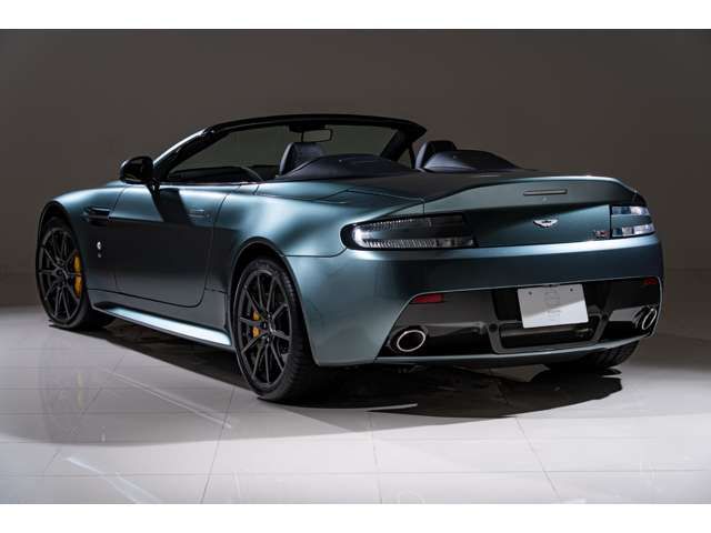 ASTON MARTIN ASTON MARTIN ROADSTER 2018