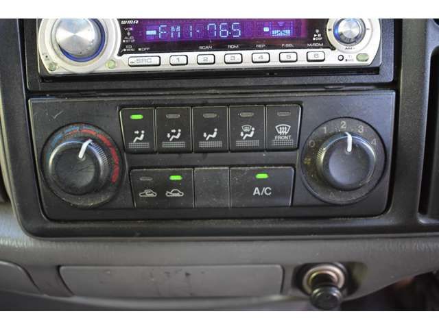 MAZDA TITAN DUSH 2005