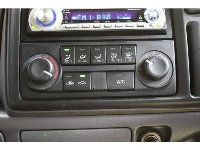 MAZDA TITAN DUSH 2005