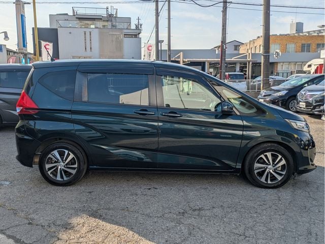 HONDA FREED 2018