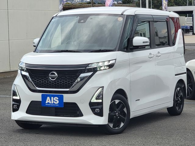 NISSAN ROOX 2022