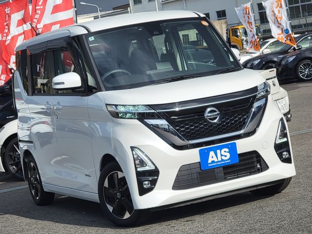 NISSAN ROOX 2022