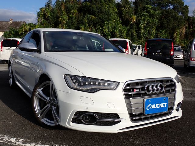 AUDI AUDI S6 2014