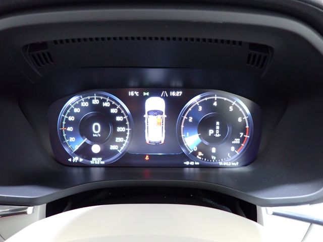 VOLVO VOLVO XC60 2020