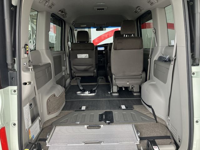 HONDA STEPWAGON 4WD 2015