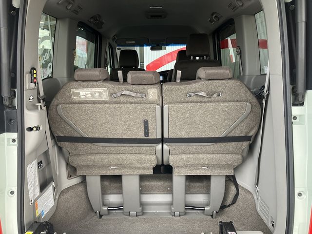 HONDA STEPWAGON 4WD 2015