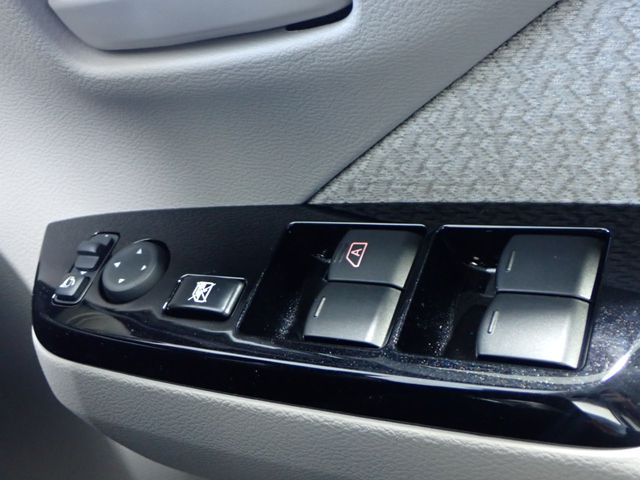 MITSUBISHI eK WAGON 4WD 2022