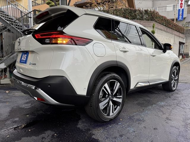 NISSAN X-TRAIL HYBRID 4WD 2025