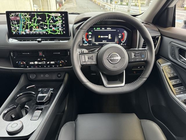 NISSAN X-TRAIL HYBRID 4WD 2025