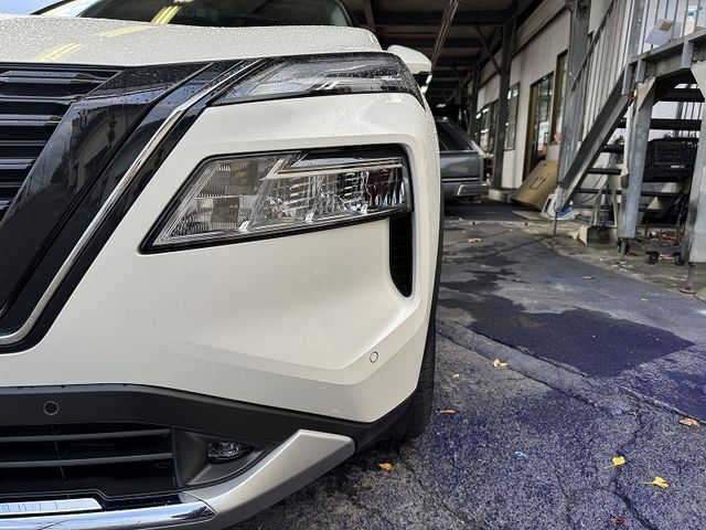 NISSAN X-TRAIL HYBRID 4WD 2025