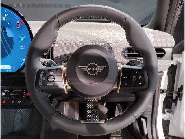 BMW MINI COOPER 5DOOR 2024