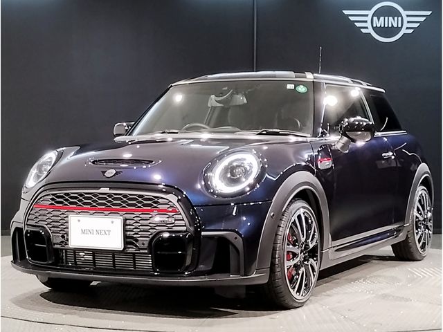 BMW MINI 2022