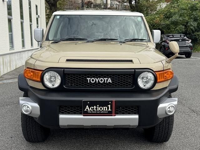 TOYOTA FJ CRUISER 4WD 2011