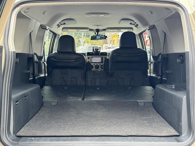 TOYOTA FJ CRUISER 4WD 2011