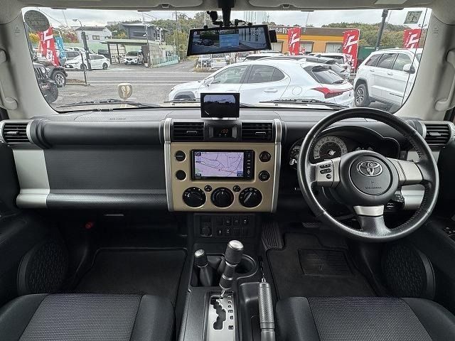 TOYOTA FJ CRUISER 4WD 2011