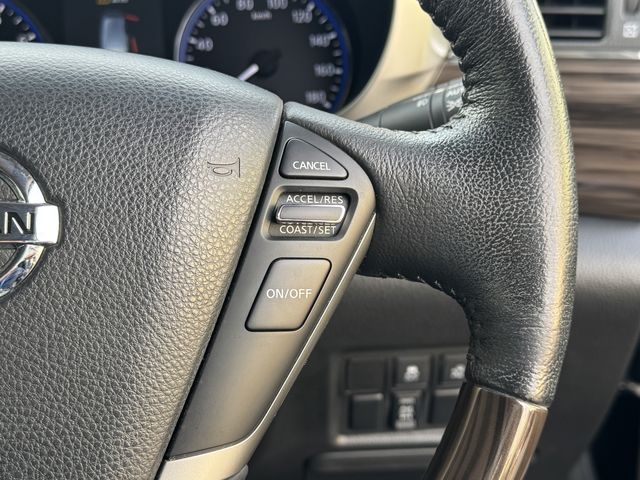 NISSAN ELGRAND  4WD 2017