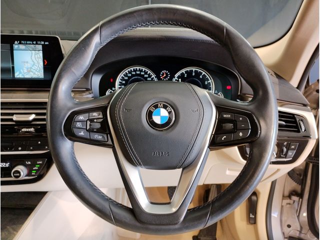 BMW BMW 5series TOURING 2018