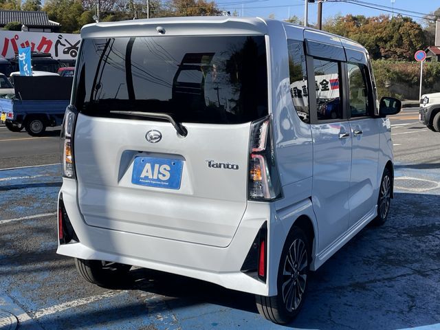 DAIHATSU TANTO CUSTOM 2022