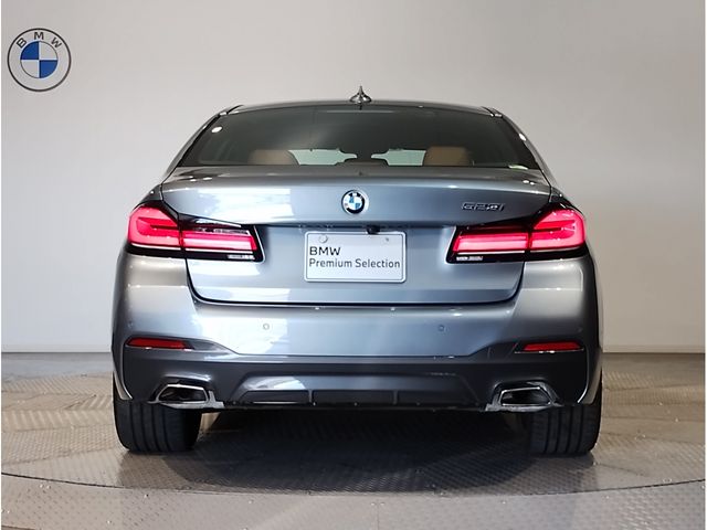 BMW BMW 5series sedan 2021