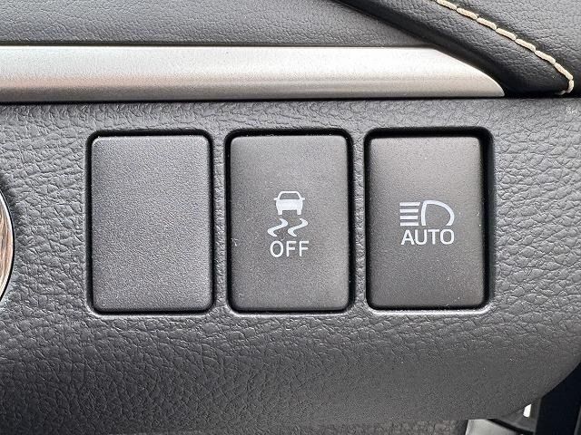 TOYOTA HARRIER 2WD 2014