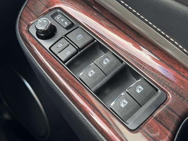 TOYOTA HARRIER 2WD 2014