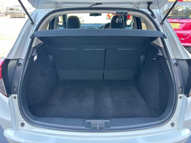 HONDA VEZEL HYBRID 2019