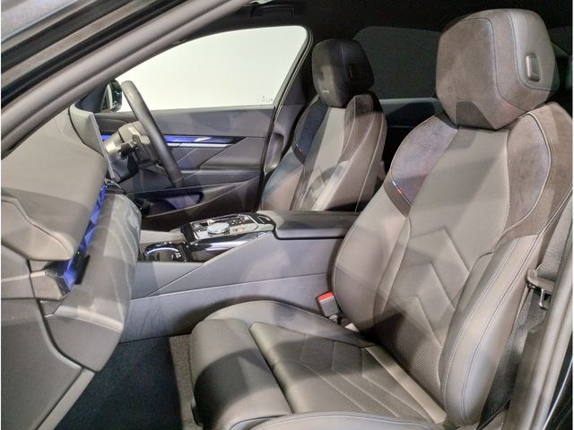 BMW BMW 5series sedan 2024