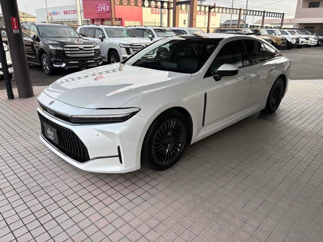 TOYOTA CROWN sedan hybrid 2024