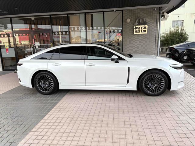 TOYOTA CROWN sedan hybrid 2024