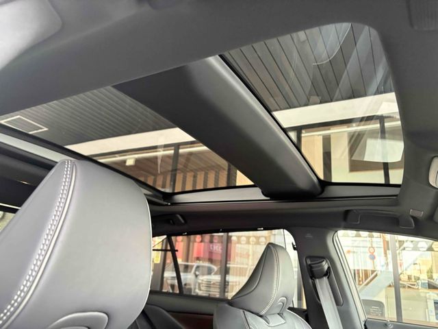 TOYOTA CROWN sedan hybrid 2024