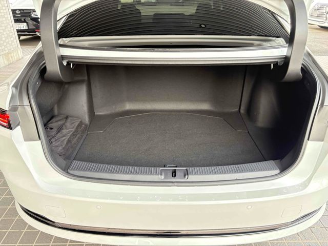 TOYOTA CROWN sedan hybrid 2024