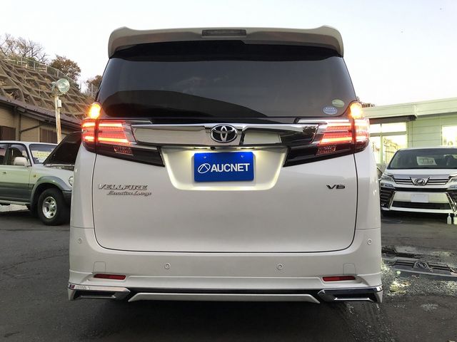 TOYOTA VELLFIRE 2016