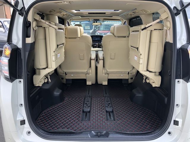 TOYOTA VELLFIRE 2016